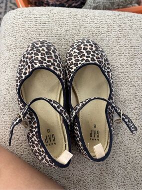 GAP Leopard Print Mary Jane Shoes in Brown